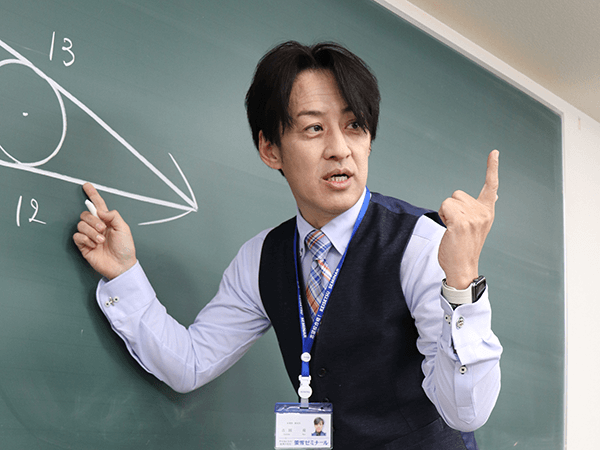 江南市の塾螢雪ゼミナール扶桑校の吉田先生